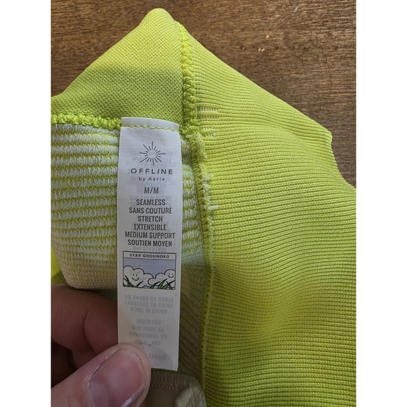 Offline By Aerie Lime Green And White Sports Bra Size Medium Adjustable Straps - Picture 3 of 3